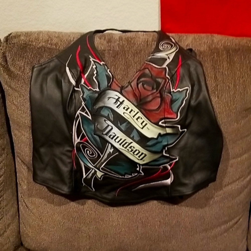 Harley-Davidson Red and Black Graphic Sleeveless Tank Top